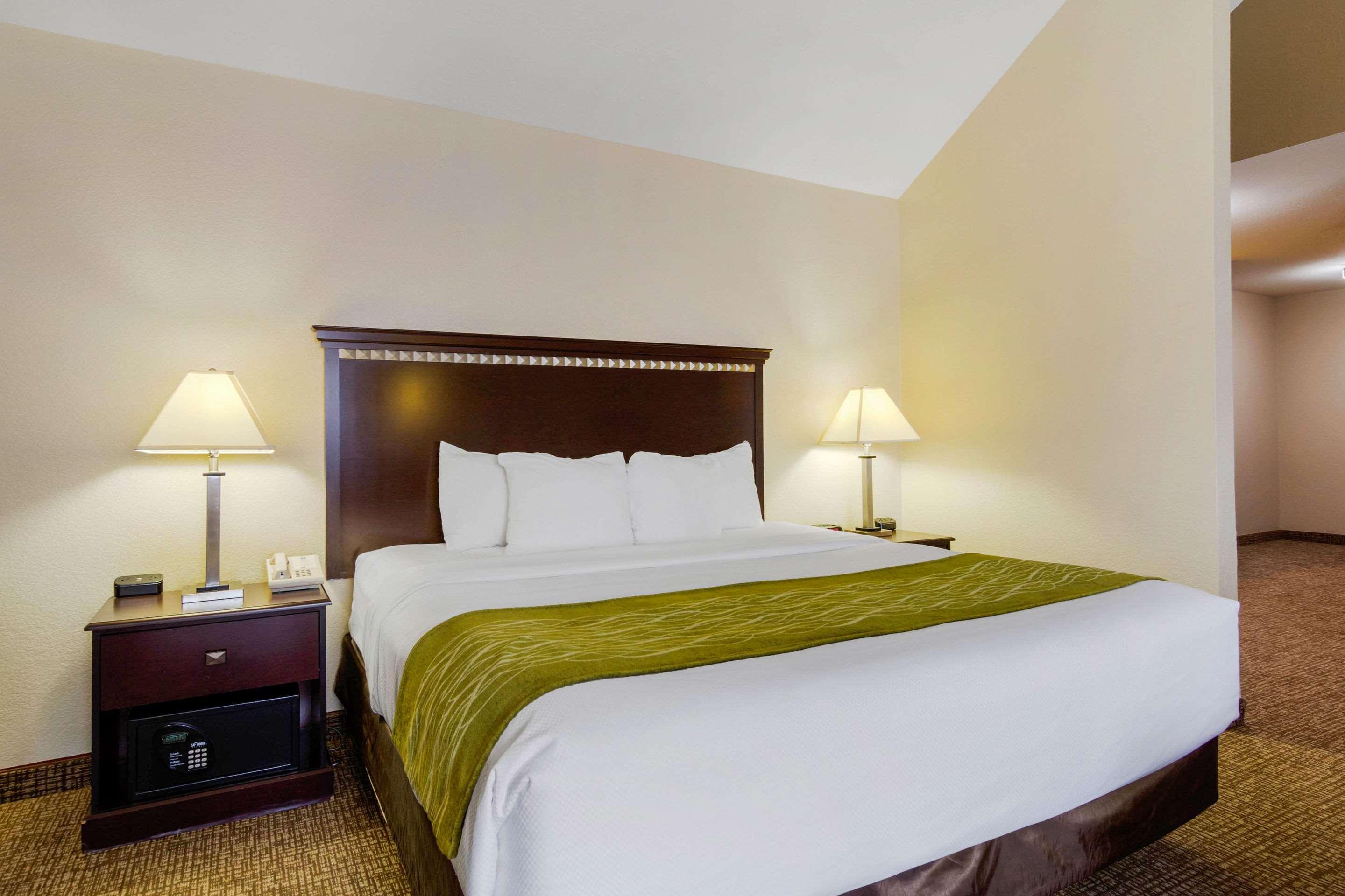 Comfort Inn & Suites Greeley Zewnętrze zdjęcie