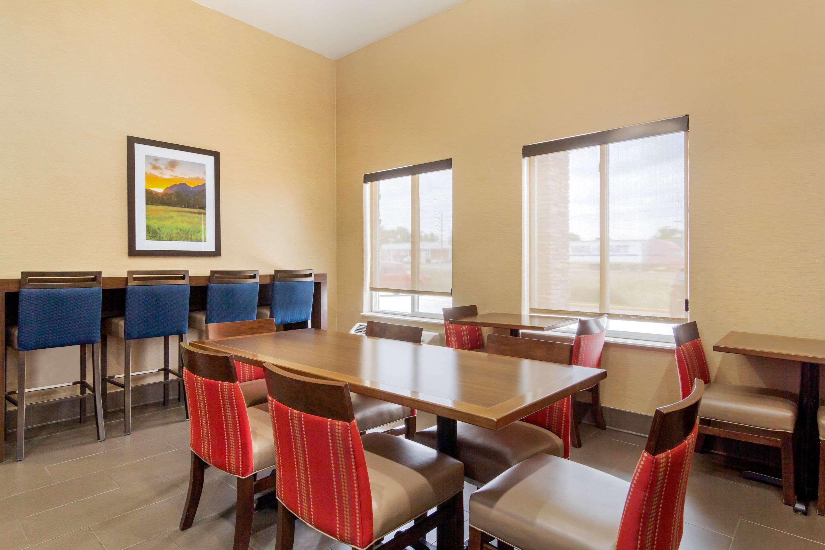 Comfort Inn & Suites Greeley Zewnętrze zdjęcie
