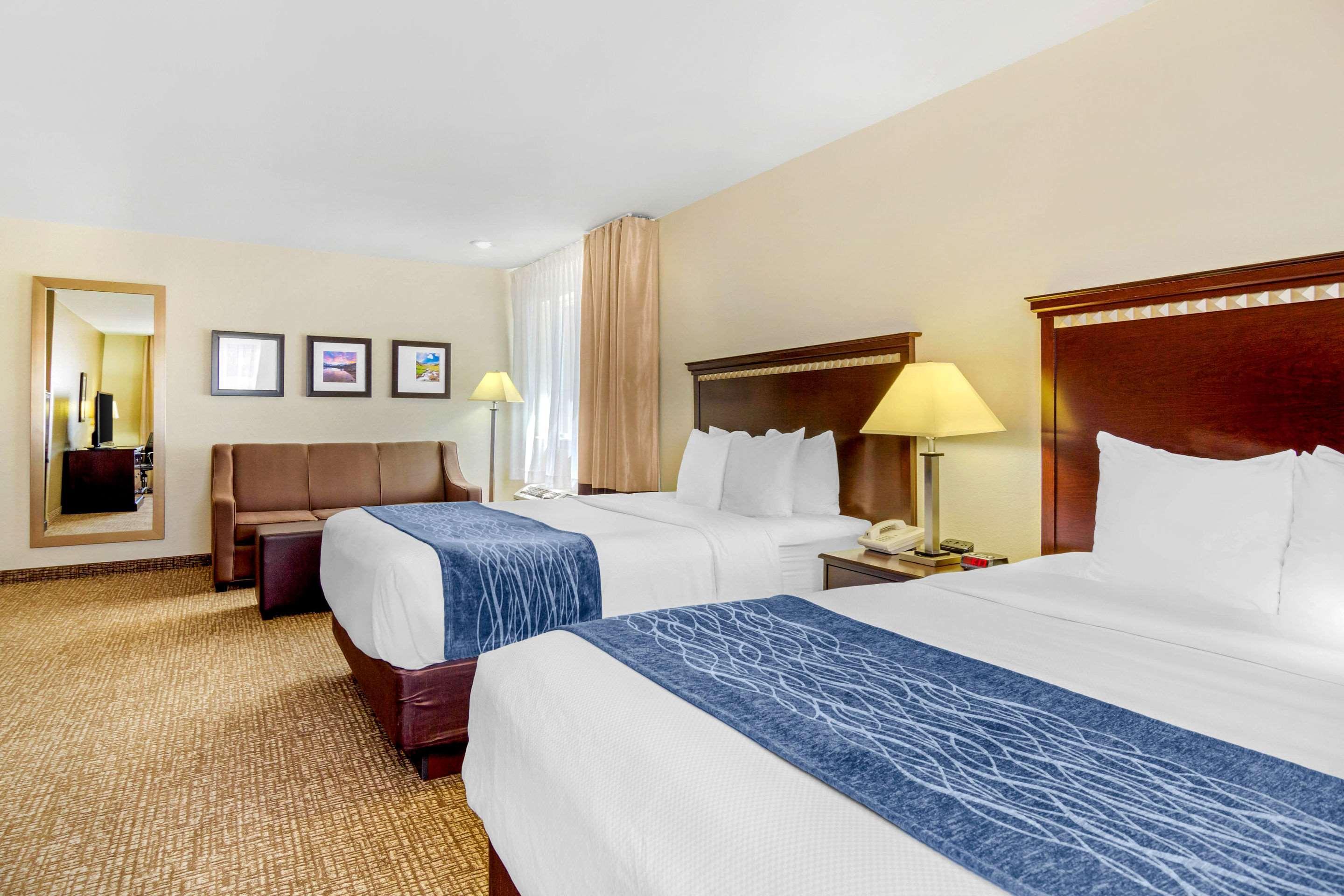 Comfort Inn & Suites Greeley Zewnętrze zdjęcie